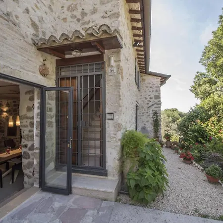 Semesterbostad Casale Torre Madre *