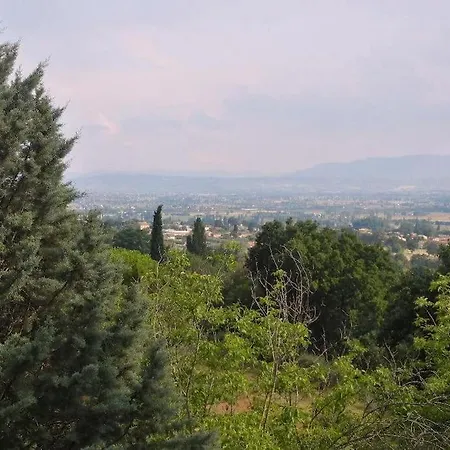 Semesterbostad Casale Torre Madre